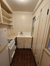 1421 S Beretania St. in Honolulu, HI - Building Photo - Building Photo