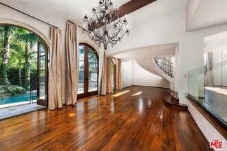 746 Norway Ln in Los Angeles, CA - Building Photo - Building Photo