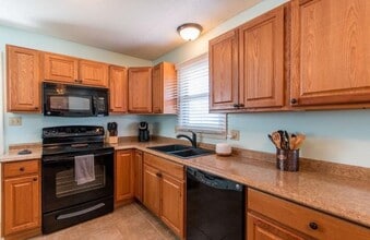 268 Bellehaven Dr in Bristol, VA - Foto de edificio - Building Photo