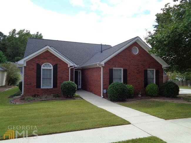 155 Woodstream Wy
