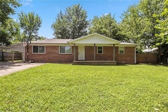 49 Valley Dr in Farmington, AR - Building Photo - Building Photo