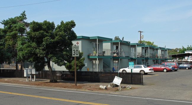 142-158 Jefferson St in Eugene, OR - Building Photo - Building Photo