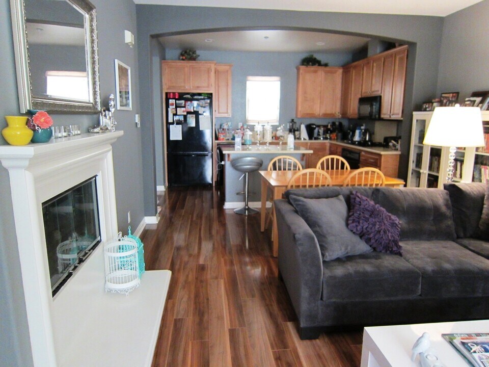 2612 Escala Cir in San Diego, CA - Building Photo