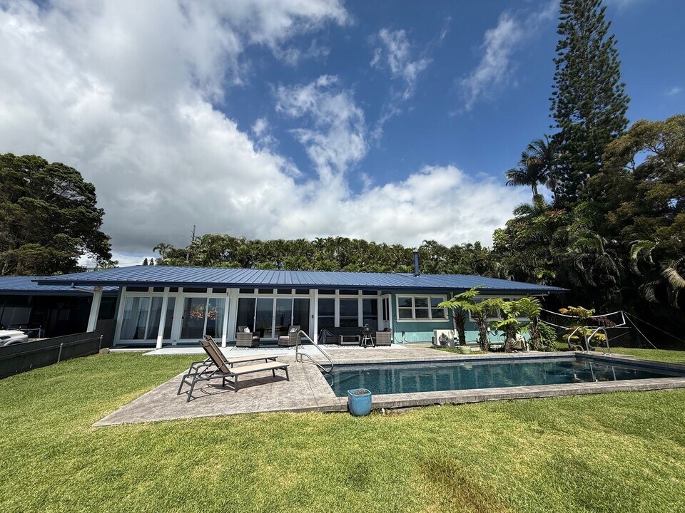 5 Kahoa St in Hilo, HI - Building Photo