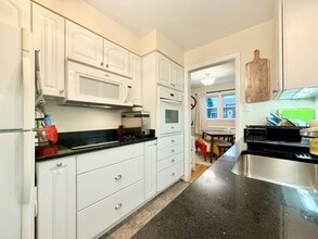 5323 N Carlin Springs Rd in Arlington, VA - Building Photo - Building Photo