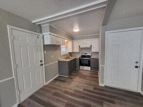 1503 E Wells Ave in Sherman, TX - Building Photo - Building Photo