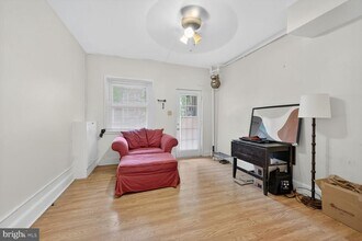 115 16th St SE in Washington, DC - Building Photo - Building Photo