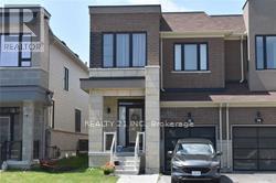 70 Larkin Ln in Bowmanville, ON - Building Photo