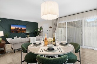 2940 W Carson St in Torrance, CA - Foto de edificio - Building Photo