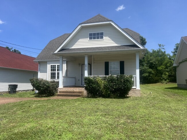 property at 2812 Hydes Ferry Rd
