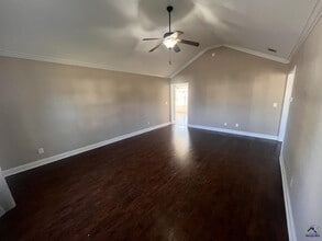 412 Madison Pl Pkwy in Byron, GA - Building Photo - Building Photo