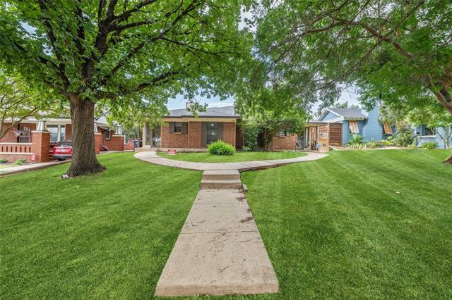 2123 Mistletoe Ave