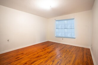 700 Liberty St in Tallahassee, FL - Building Photo - Building Photo
