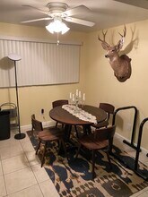 1215 Amethyst St in Redondo Beach, CA - Foto de edificio - Building Photo