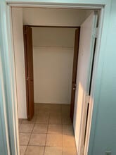 2200 Hedgerow Road in Columbus, OH - Building Photo - Building Photo