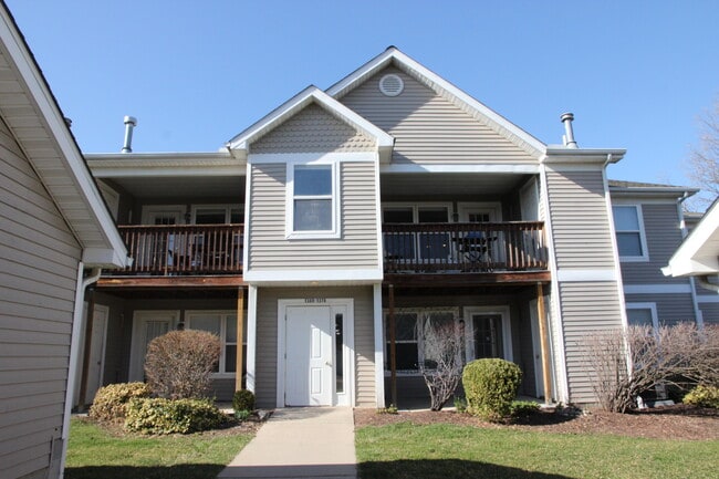 property at 1376 Heatherwood Ln