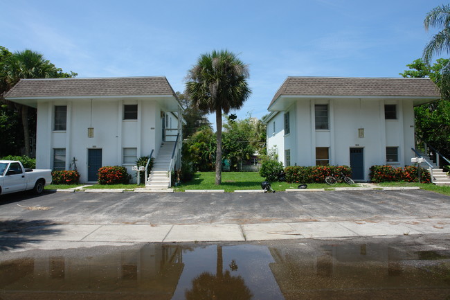 320 Canal Rd in Sarasota, FL - Building Photo - Building Photo