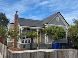 203 Younglove Ave in Santa Cruz, CA - Building Photo