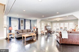 5147 Cannon Bluff Dr in Woodbridge, VA - Building Photo - Building Photo