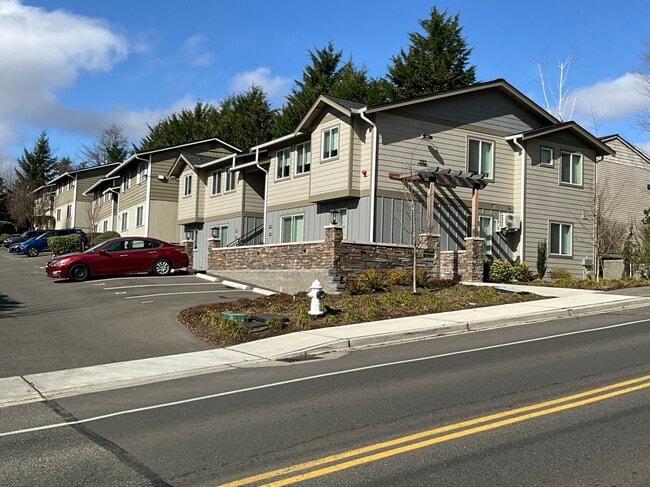 8501 Locust Ave E, Unit 102