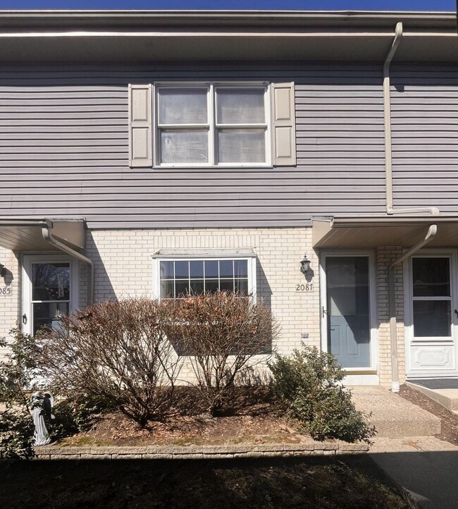 property at 2087 Mary Ellen Ln