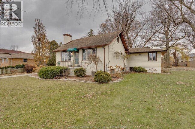 property at 2702 Tourangeau Rd