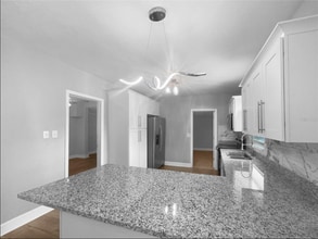 2812 Tom Brewer Ln in Plant City, FL - Building Photo - Building Photo