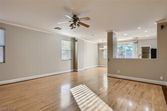 4937 Naff Ridge Dr in Las Vegas, NV - Building Photo - Building Photo