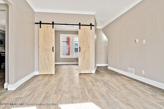 907 Bond St in Asbury Park, NJ - Building Photo - Building Photo