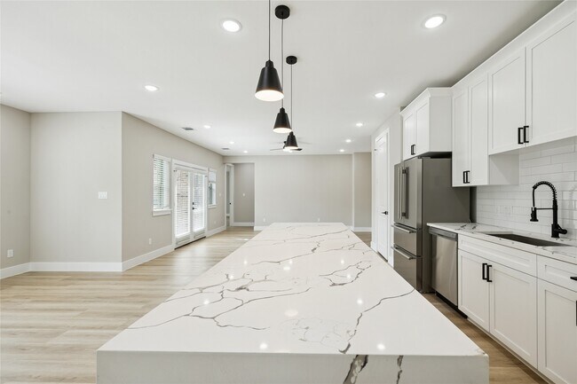 property at 20011 VENETTO St