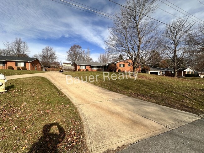74 Redwood Rd in Mansfield, OH - Foto de edificio - Building Photo