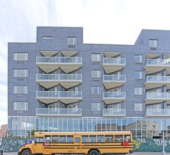 8105 Queens Blvd in Elmhurst, NY - Building Photo - Building Photo