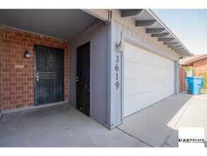 3619 W Stella Ln in Phoenix, AZ - Building Photo - Building Photo