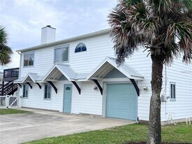 820 N Central Ave in Flagler Beach, FL - Building Photo