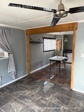 137 Dean St in San Antonio, TX - Building Photo - Building Photo