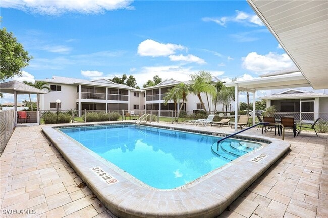 property at 5024 Chiquita Blvd S