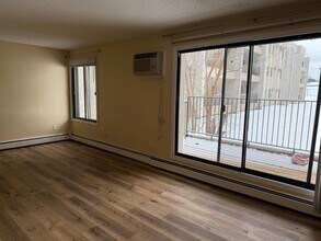 4130 Rahn Rd in Eagan, MN - Building Photo - Building Photo