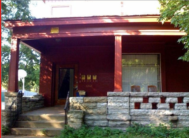 1212 SE 4th St in Minneapolis, MN - Foto de edificio - Building Photo