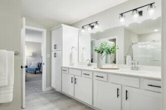 2257 Jordyn Rd NW in Rochester, MN - Building Photo - Building Photo