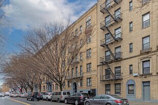158-160 Vermilyea Ave in New York, NY - Building Photo