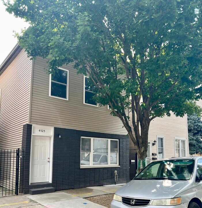 4525 S Hermitage Ave in Chicago, IL - Building Photo