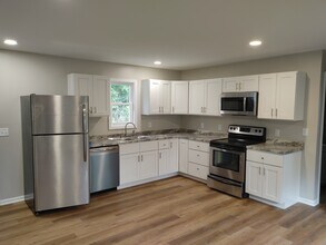 71 Pomeroy Rd in Athens, OH - Building Photo - Building Photo