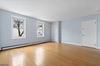 120 Grant Ave in East Newark, NJ - Building Photo - Building Photo