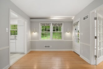 35 Skylark Rd in Greenwich, CT - Building Photo - Building Photo