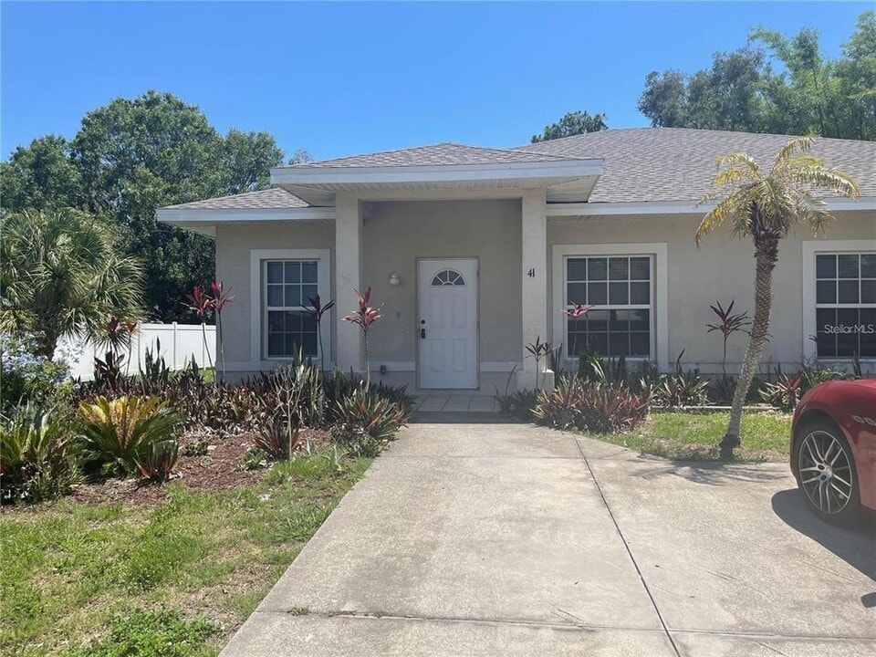 41 Lime St in Englewood, FL - Building Photo