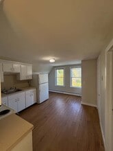 59 Montowese St in Branford, CT - Building Photo - Building Photo