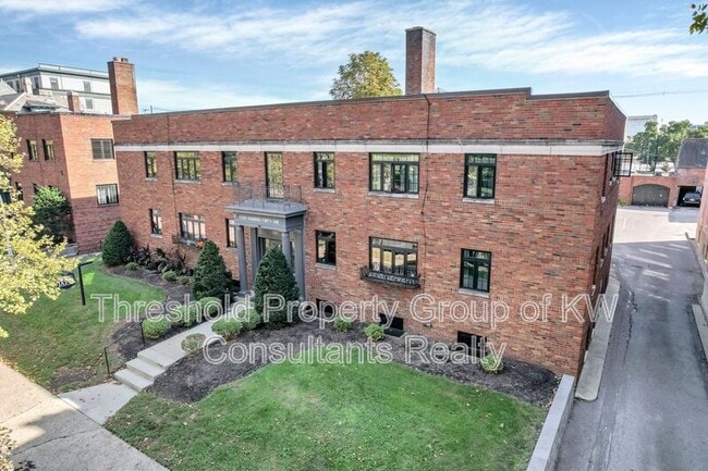 property at 451 E Town St