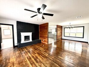 1125 Easy St in Tishomingo, OK - Building Photo - Building Photo