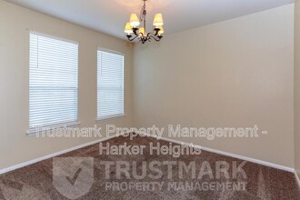 212 Crowfoot Dr in Harker Heights, TX - Building Photo - Building Photo