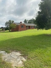 819 Old Smith Chapel Rd in Mount Olive, NC - Building Photo - Building Photo